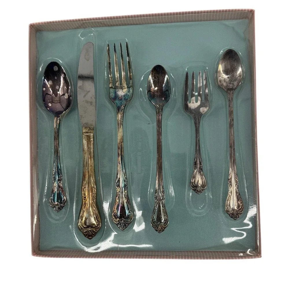 Wm A Rogers Oneida Silverplate Flatware Set 6pc Silver Ornate Scroll Vintage